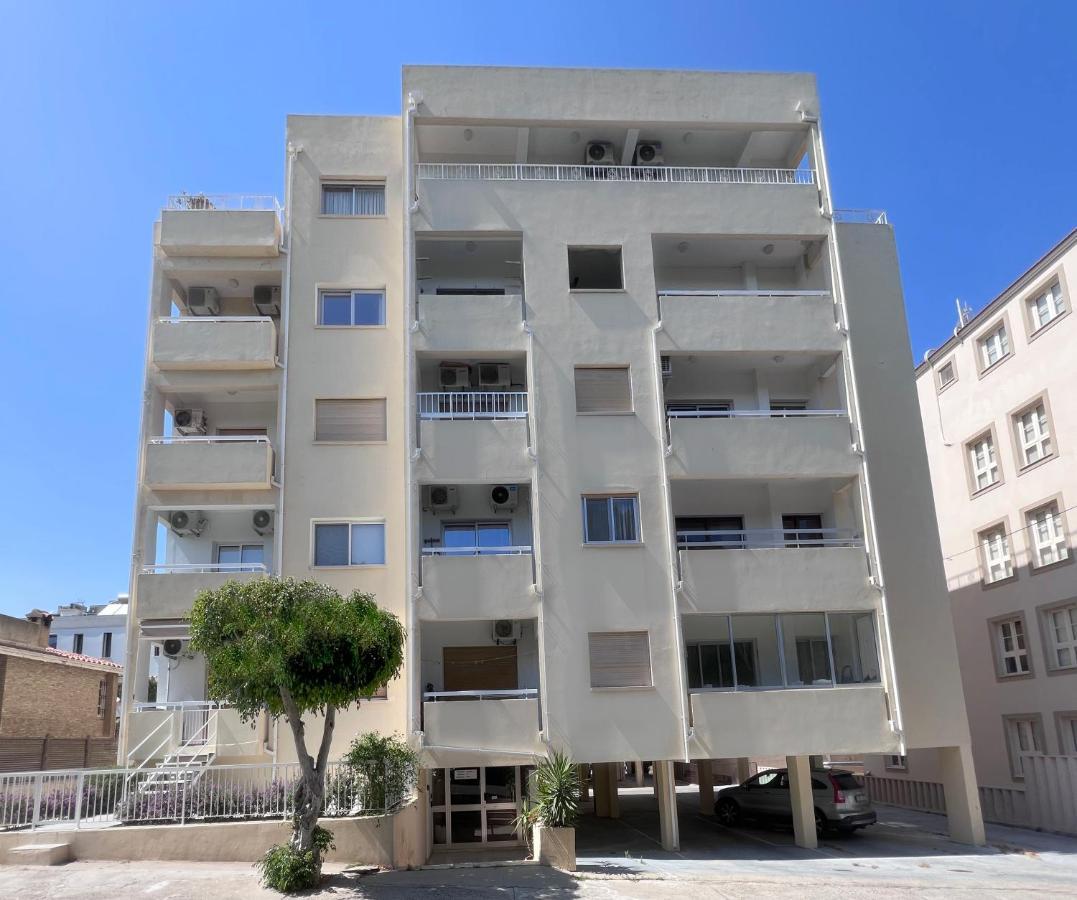 Cozy Holiday Apartment In Larnaca Near Foinikoudes Экстерьер фото